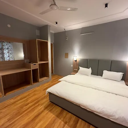 Silk Route Apartment Srinagar  Exterior photo