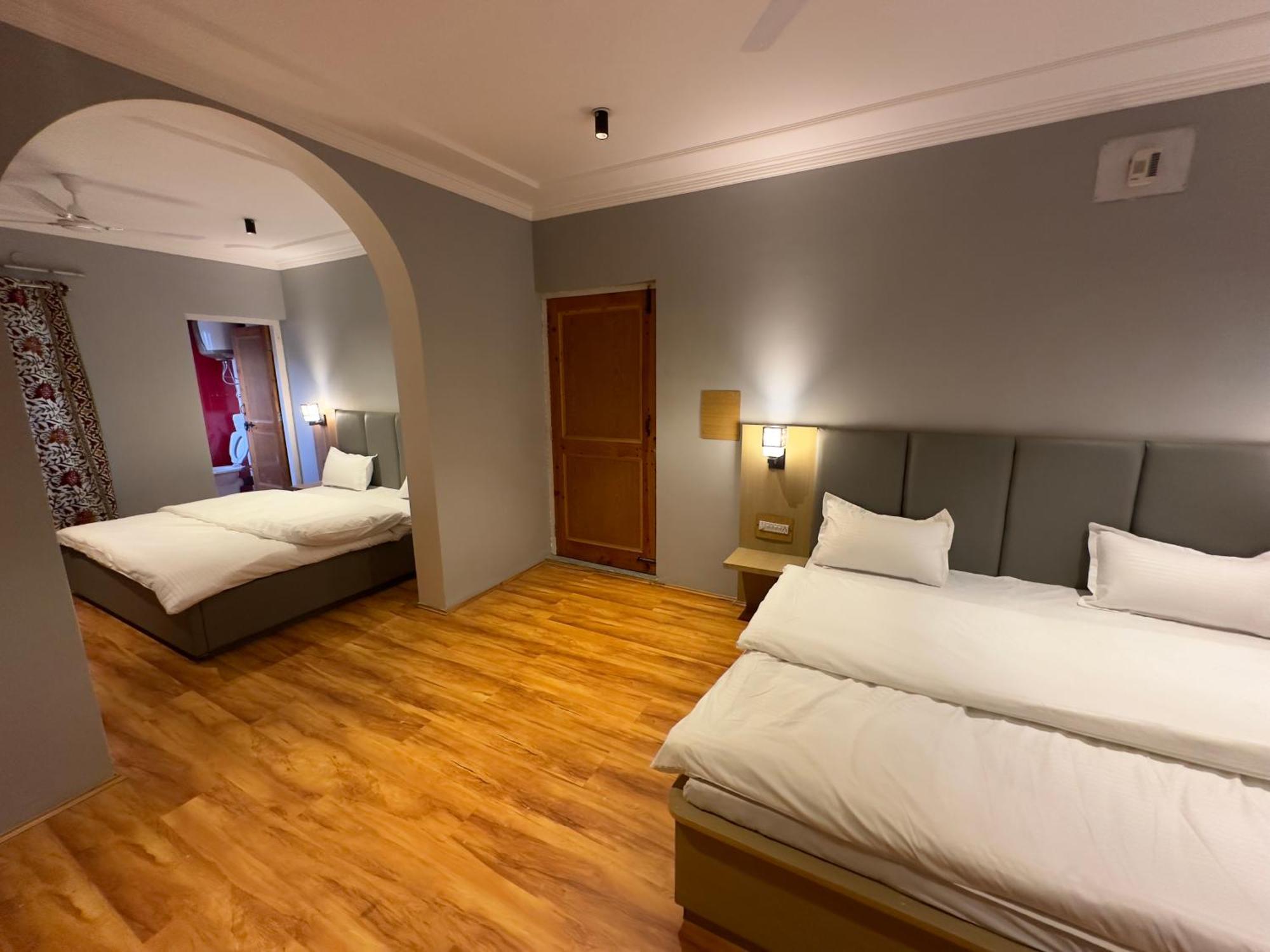 Silk Route Homestay